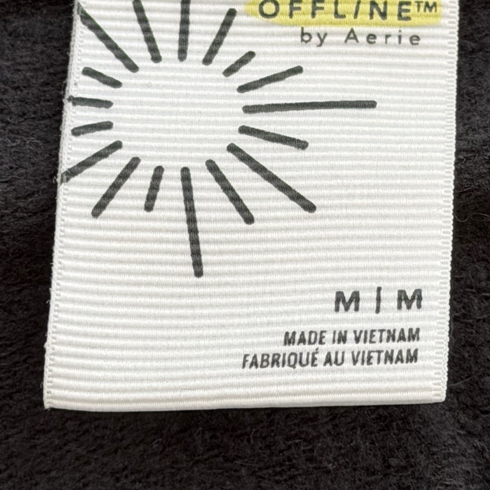 Aerie Offline OTT Seamed Quarter Zip Raw Hem Pullover in Black Medium - Picture 6 of 6